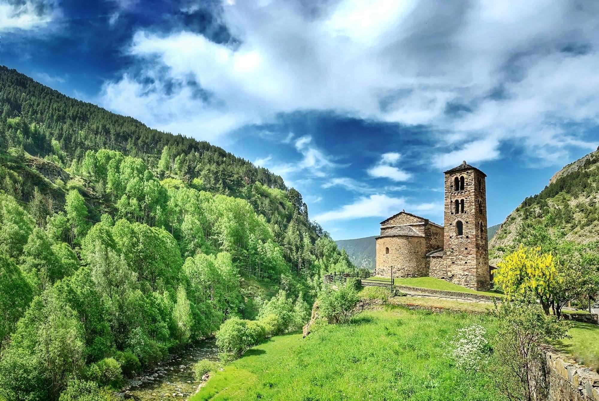 De Lujo En Alt Urgell, Pirineos. Aravell